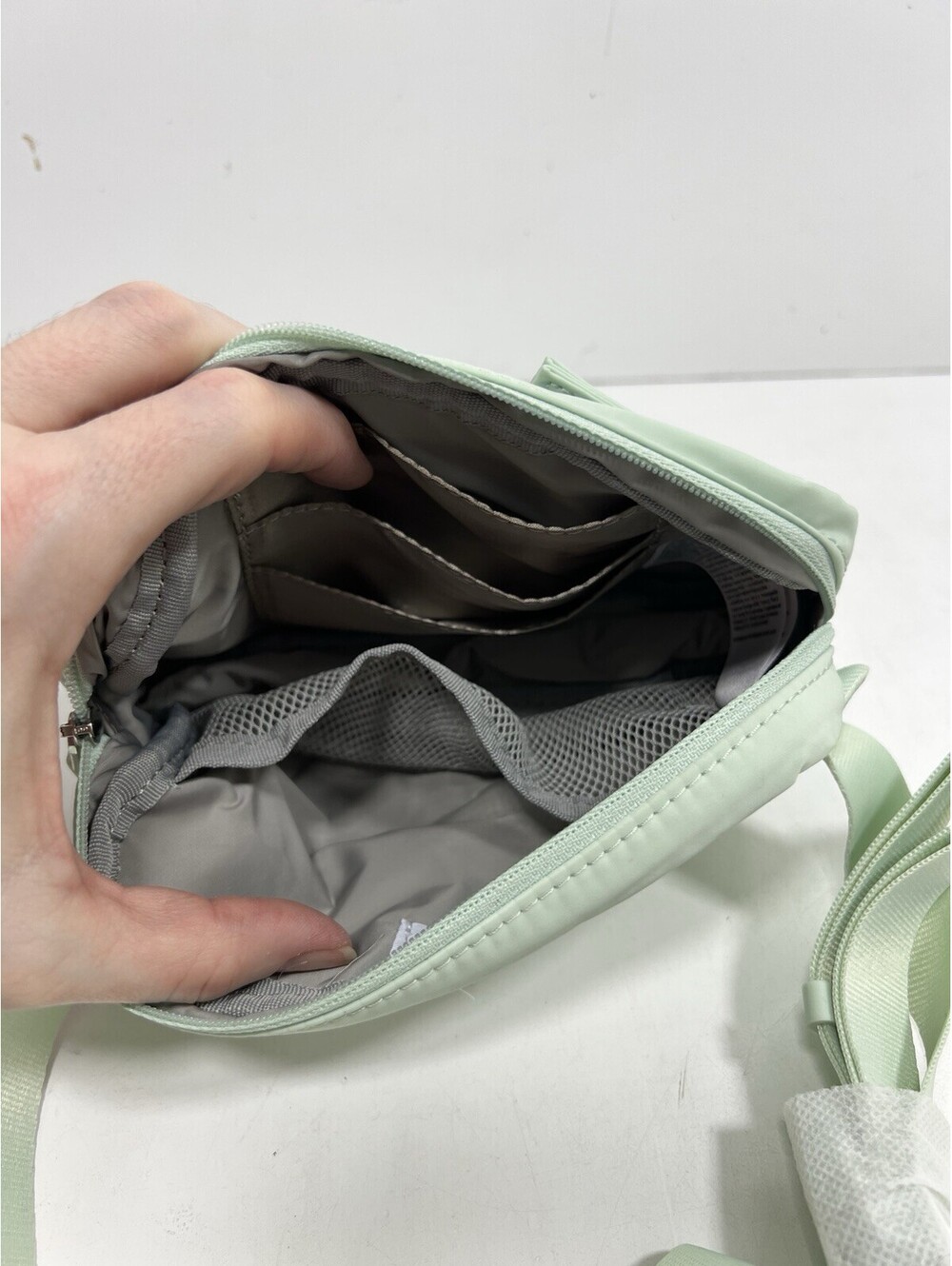 Athleta All About Crossbody Belt Bag Pastel green New travel casual Power Of She - Picture 3 of 5